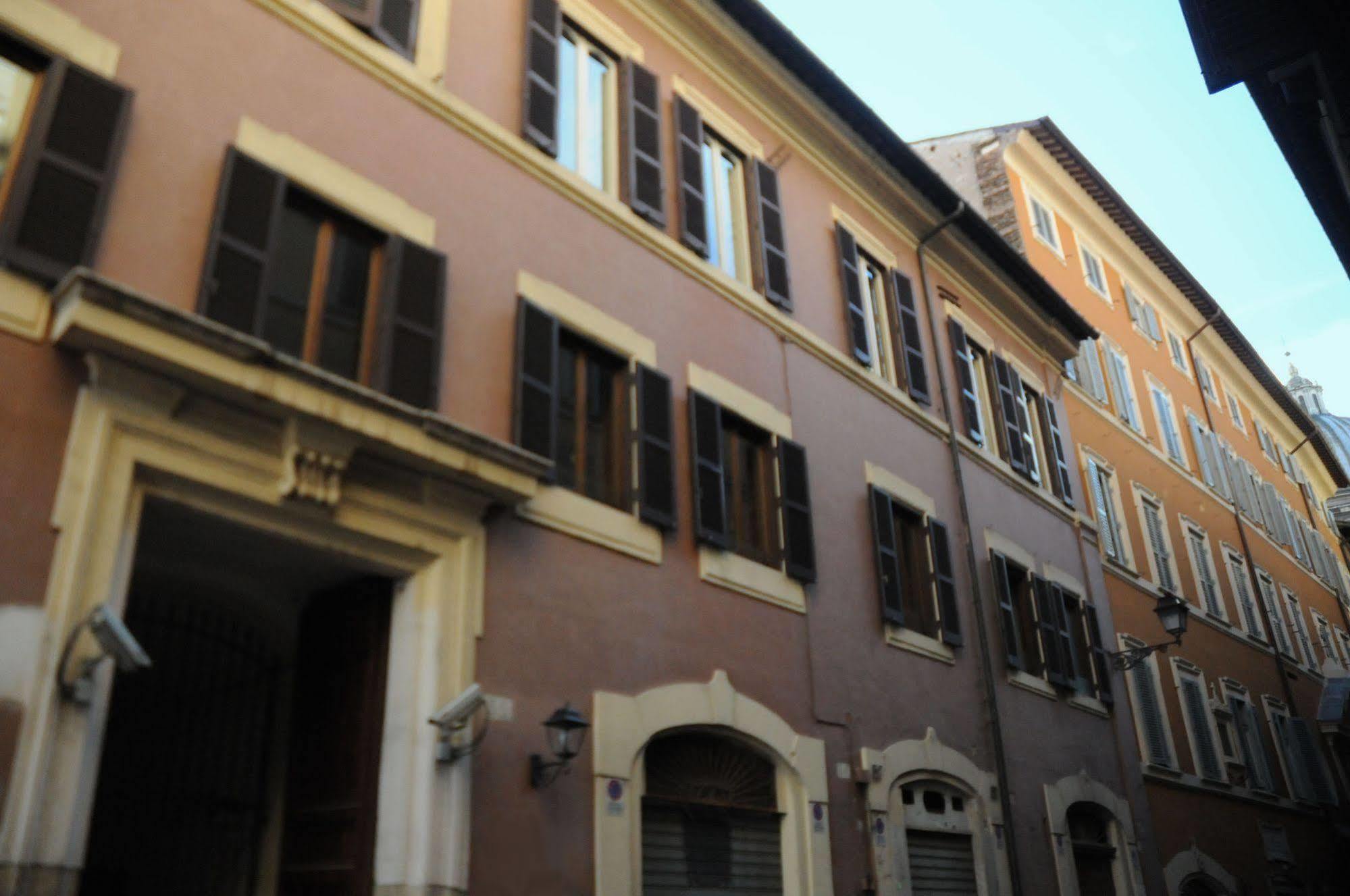 Bed and Breakfast Relais Teatro Argentina Roma Exterior foto